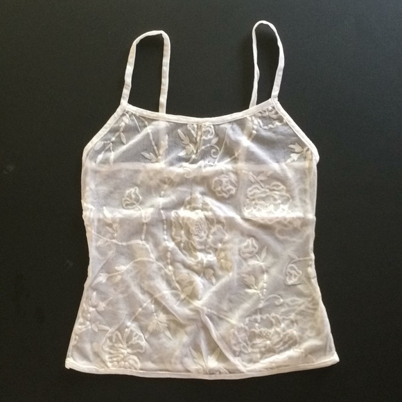 Pretty mesh tank - Picture 1 of 3